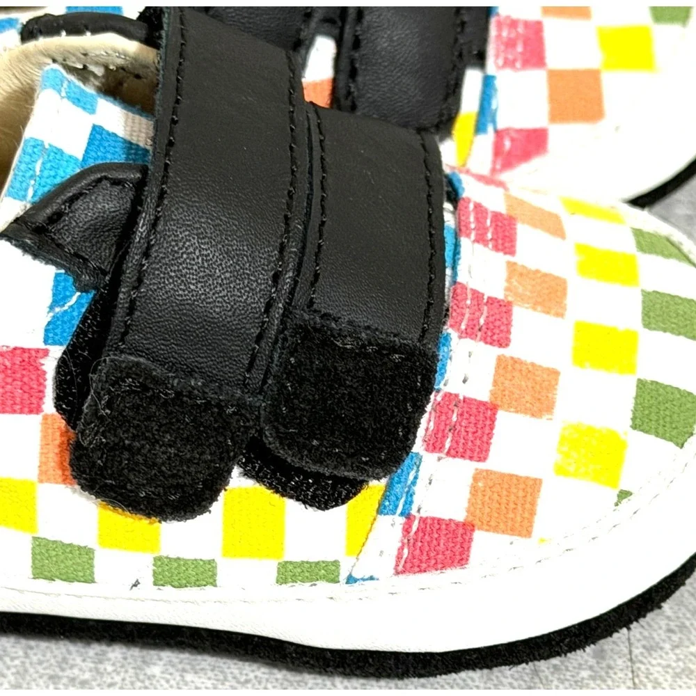 Robeez Multicolor Checkerboard Infant Crib Shoes Size 0-3 Months